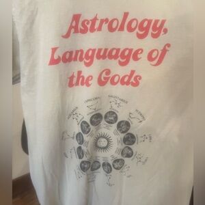 Astrology t shirt size large in GUC